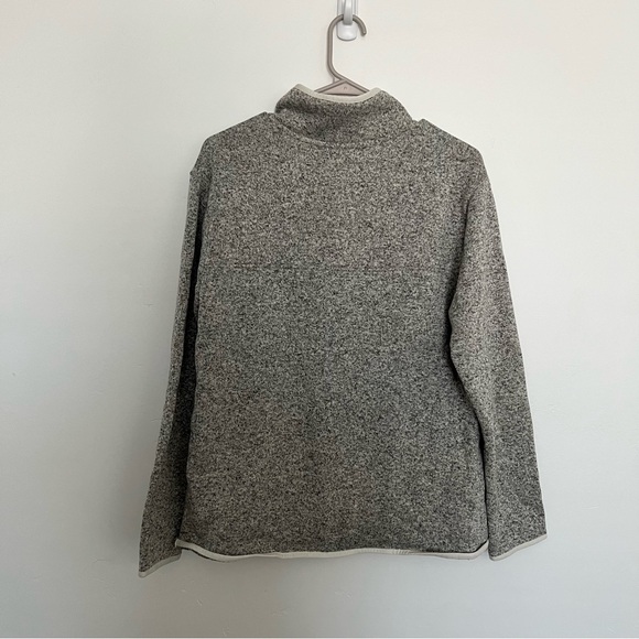 Eddie Bauer pullover with pockets - Picture 2 of 4